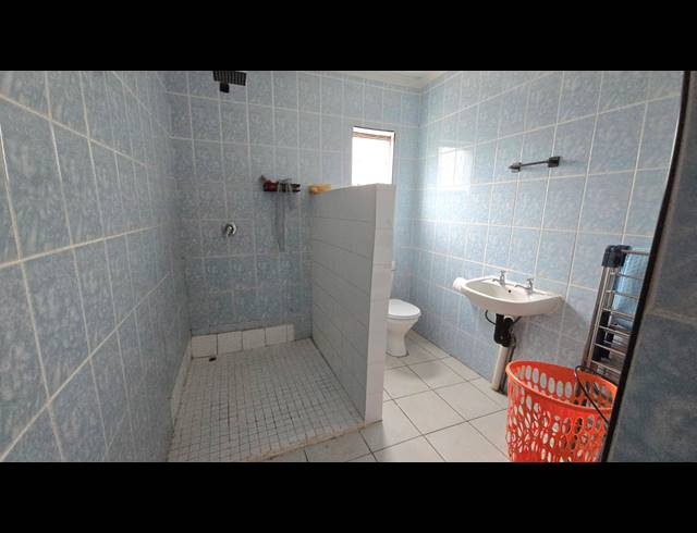 5 BEDROOM HOUSE FOR SALE IN SHALLCROSS